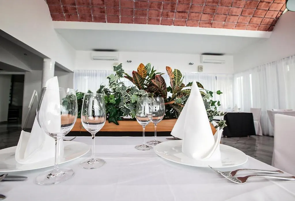ספליט Hotel Jadran